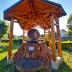 Mamutfenyő emlékmű